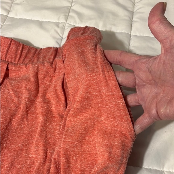 LulaRoe Madison Coral Skirt with pockets size S - Picture 3 of 8